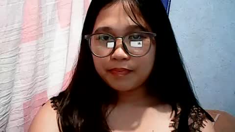 eva031721 online show from June 23, 11:06 am