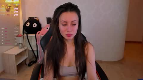 Im Eva online show from February 17, 4:44 am