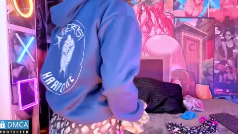 eva delight online show from February 4, 11:25 am