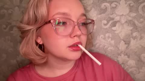 eva_kittenn online show from September 26, 7:11 pm
