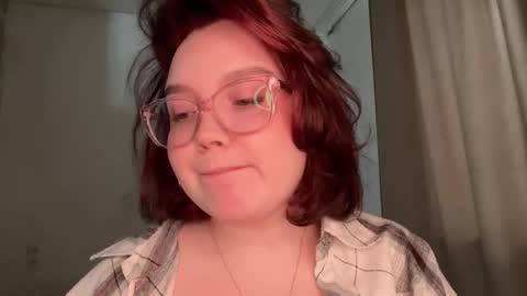 eva_kittenn online show from February 4, 12:31 pm
