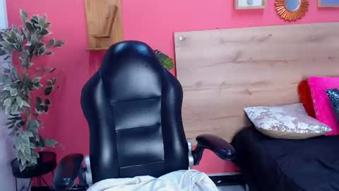 eva_love49 online show from July 28, 7:39 pm