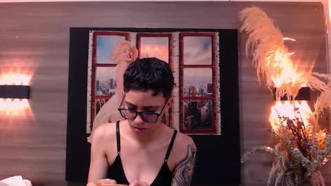 Eva cute online show from December 15, 5:09 pm