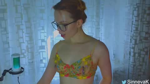 Snapshot of eva_sinn chatting on February 27, 3:15 pm Hi there i am Eva and i wish create a nice community with you so join my Ticket Show for more pleasure online show from February 27, 3:15 pm
