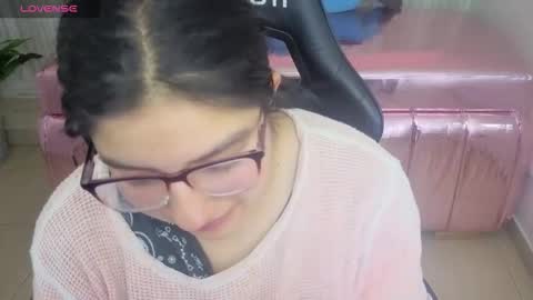 eva_smit_t online show from February 25, 2:37 am