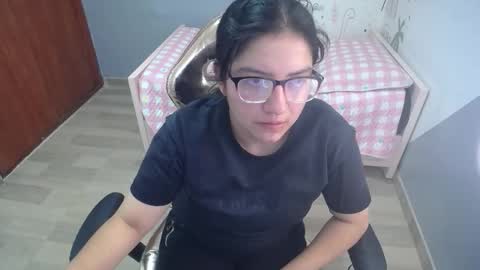 eva_smit_t online show from January 14, 2:30 am