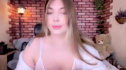 Eva online show from February 17, 8:30 pm