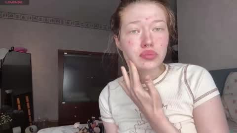 eva varnerr online show from March 8, 8:46 pm