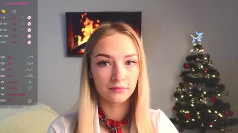 Hello Im Eva online show from January 19, 12:50 pm