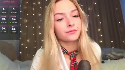 Hello Im Eva online show from January 12, 2:09 pm