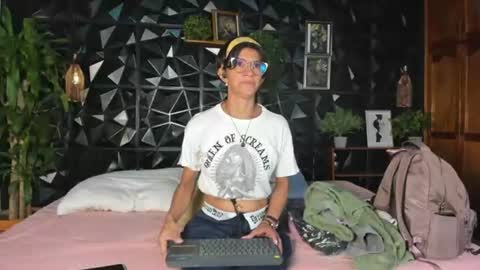 Eva online show from June 28, 12:23 pm