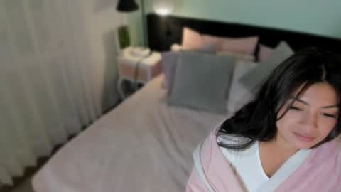 Snapshot of evaa_stevens chatting on September 15, 12:06 pm julieth online show from September 15, 12:06 pm