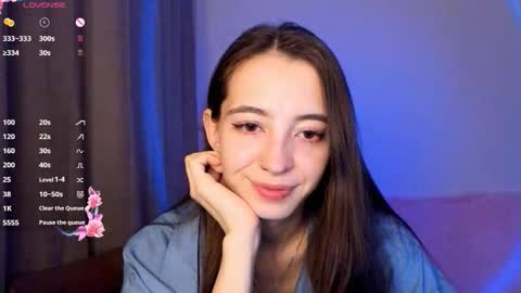 evabradly online show from November 5, 6:54 pm