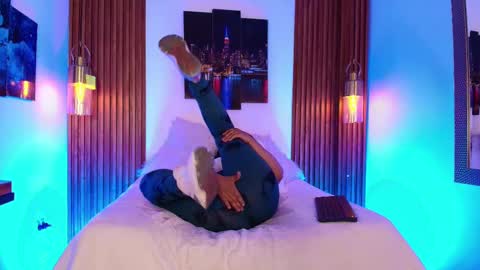 EVA GODDESS  online show from November 21, 8:40 pm