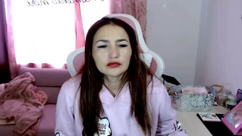 Eva online show from February 22, 2:41 pm