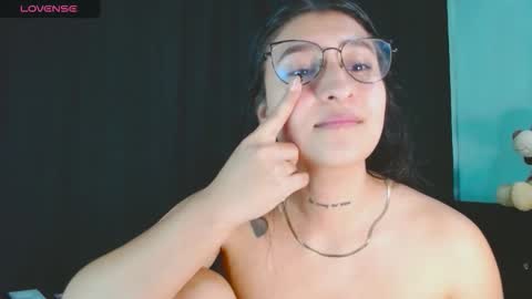 Evah Lee online show from March 30, 8:47 am