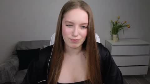 Snapshot of evajuly chatting on March 9, 4:00 pm Eva online show from March 9, 4:00 pm