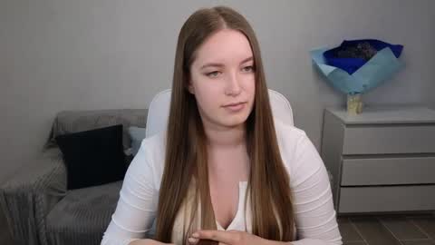 Snapshot of evajuly chatting on January 27, 9:44 am Eva online show from January 27, 9:44 am