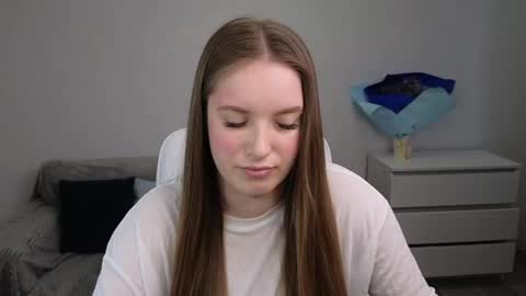 Snapshot of evajuly chatting on February 27, 5:18 am Eva online show from February 27, 5:18 am