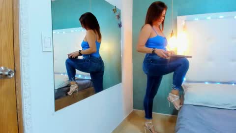 evamilf24 online show from November 28, 1:29 pm