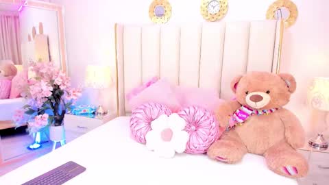 evangelin_ts online show from February 13, 1:58 pm