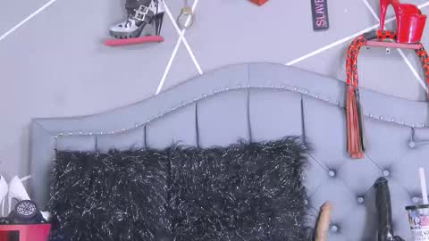 Miss Evangeline    online show from January 10, 10:37 pm