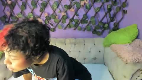 Snapshot of evangely15_ chatting on September 17, 11:24 am evangely15_ online show from September 17, 11:24 am