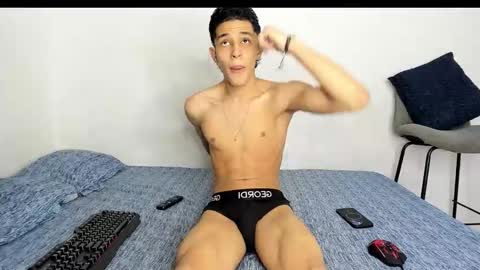 Evans collins24 online show from January 18, 10:52 pm