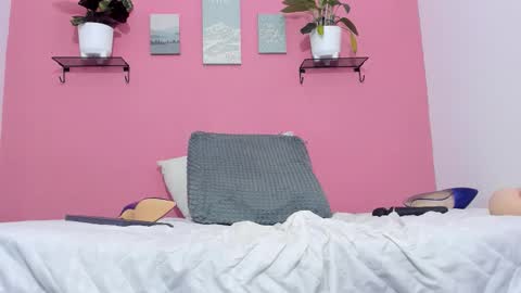 Snapshot of evapalmer_1 chatting on September 30, 12:48 pm evapalmer_1 online show from September 30, 12:48 pm