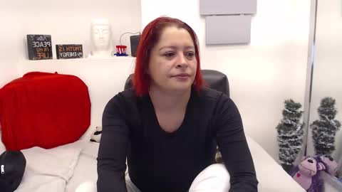 Eva Twiss online show from March 6, 12:04 pm