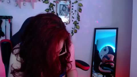 Eve Blue  friends. IG eve blue77 TW EveBlue 1 OF eveblue7 online show from March 7, 2:25 am