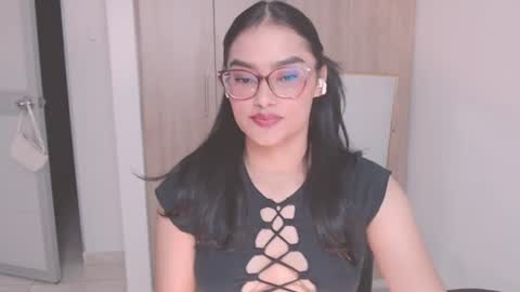 Eve Rox18 online show from July 23, 5:27 am