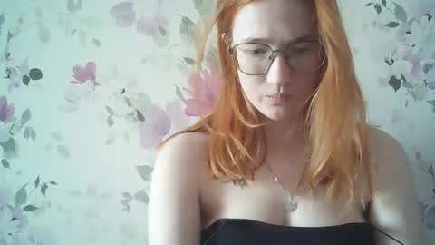 Evelina online show from April 15, 1:47 pm
