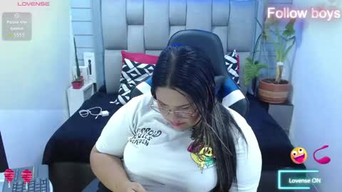 evelin zaens online show from June 1, 12:56 am
