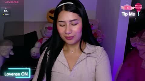 Evelyn online show from February 12, 12:20 pm