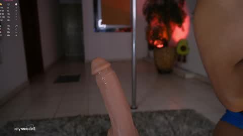 evelyn evelyn online show from May 7, 2:07 am