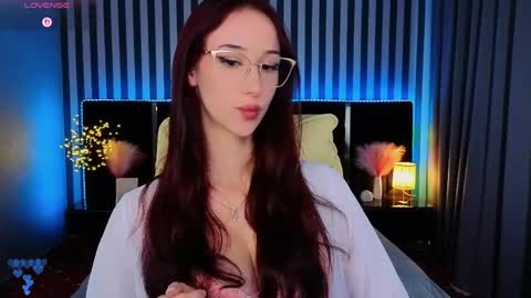 evelyn rush1 online show from April 18, 2:08 pm