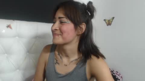 Evelyne online show from April 9, 4:49 am