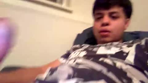 everardo296382 online show from December 22, 2:51 am