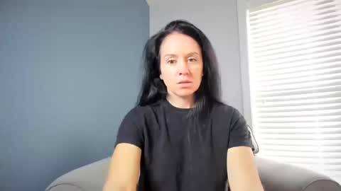 Snapshot of everleighmae chatting on October 14, 2:20 pm Everleighmae online show from October 14, 2:20 pm