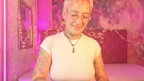 everlyn_sexx online show from February 21, 4:32 pm