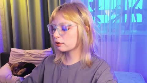 Forget me not eve on CB online show from November 27, 11:51 am