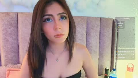 Evette online show from April 12, 3:21 am