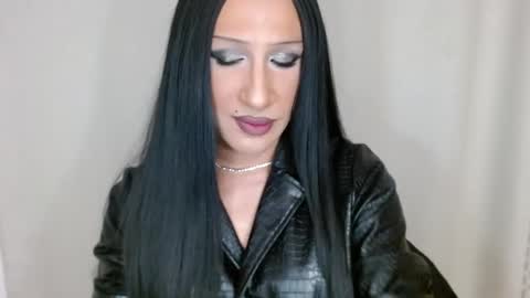 Supreme Maestra online show from October 24, 6:30 pm