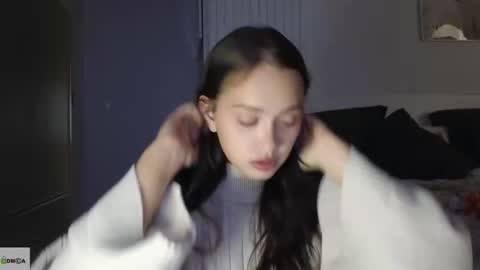 evi_woow online show from February 8, 10:24 pm