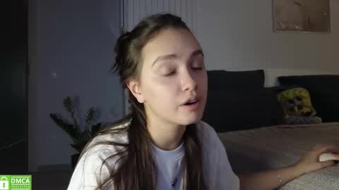 evi_woow online show from October 26, 8:52 pm