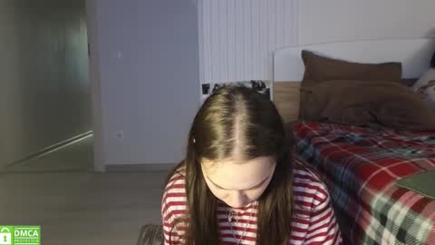 evi_woow online show from November 26, 8:05 pm