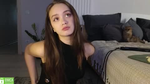 evi_woow online show from October 28, 8:54 pm