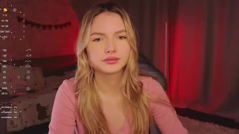 Evelyn online show from November 2, 10:59 am