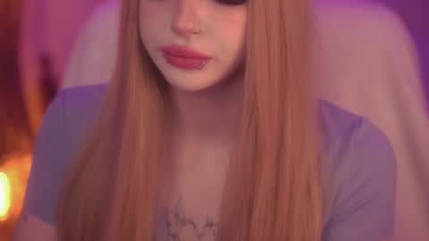 Alyson online show from December 20, 11:58 pm